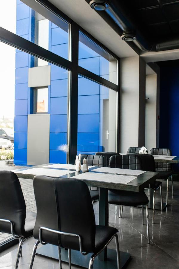 Af Trans Hotel Marshyntsi Εξωτερικό φωτογραφία